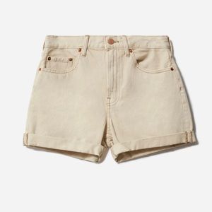 Everlane “The Denim Short” in pure clay